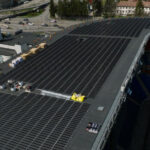 photovoltaïque vertical ullevaal stadion over easy solar