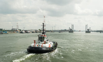 Volta 1 bateau-remorqueur Europe