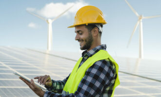 bilan production solaire et éolienne en Belgique pour l'été 2025